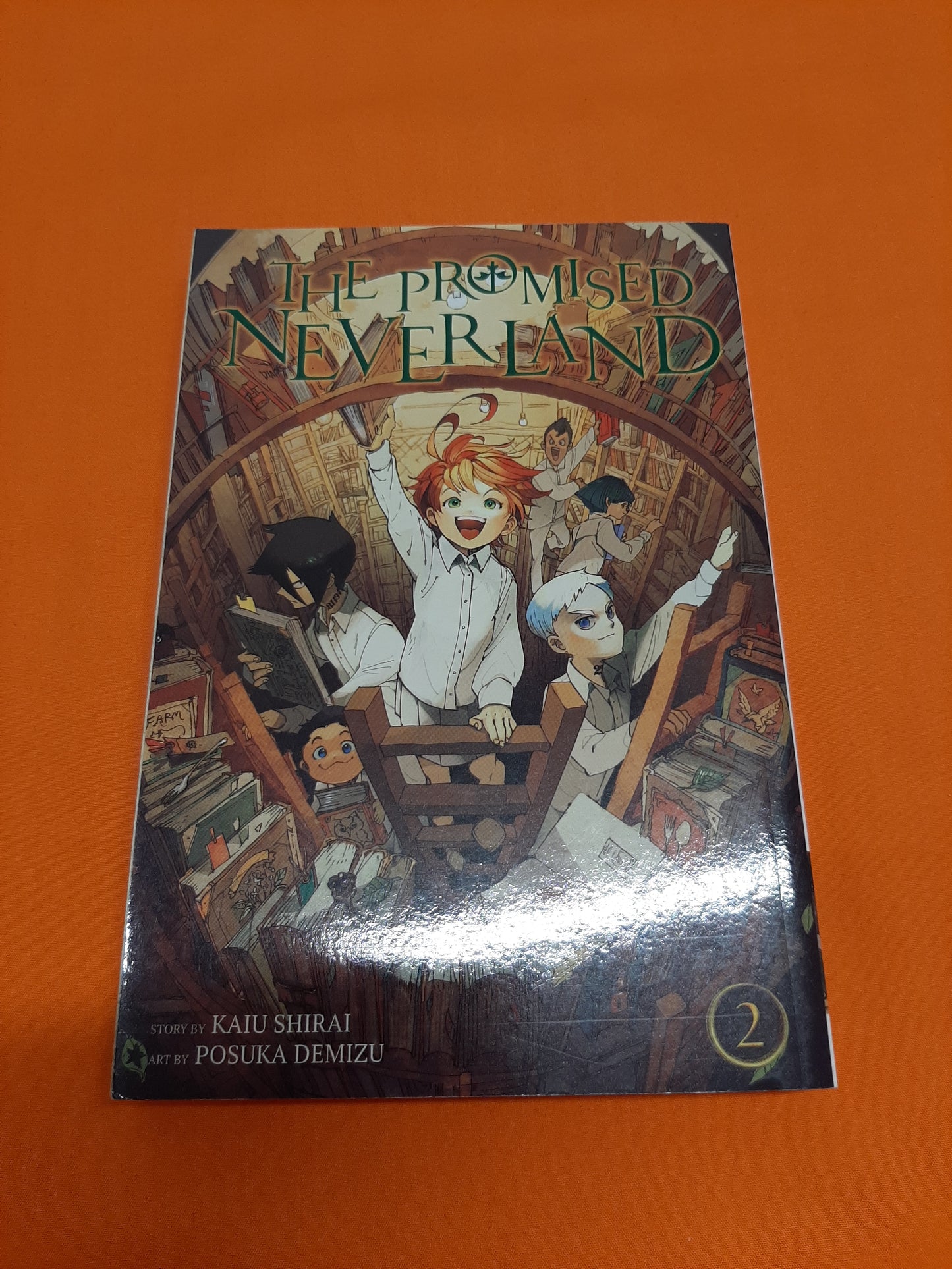 The Promised Neverland (Volume 2)